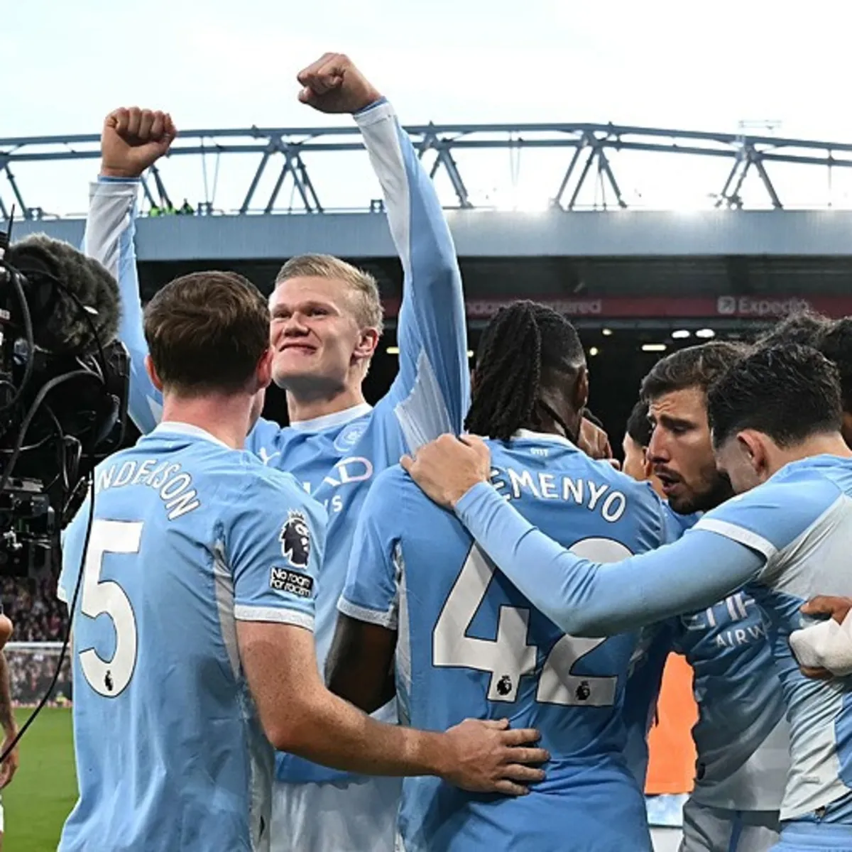 Manchester City'den Liverpool'a ağır darbe! Anfield Road'da 3 puan 3 golle geldi
