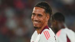 İngiltere'nin eski savunma oyuncusu Smalling, Porto ile görüşüyor