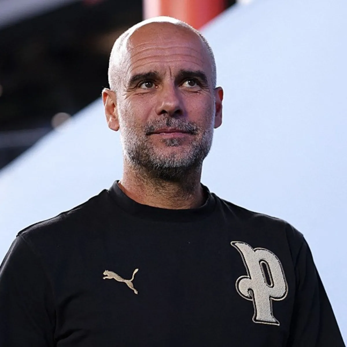 Pep Guardiola'dan Manchester City'ye destek!