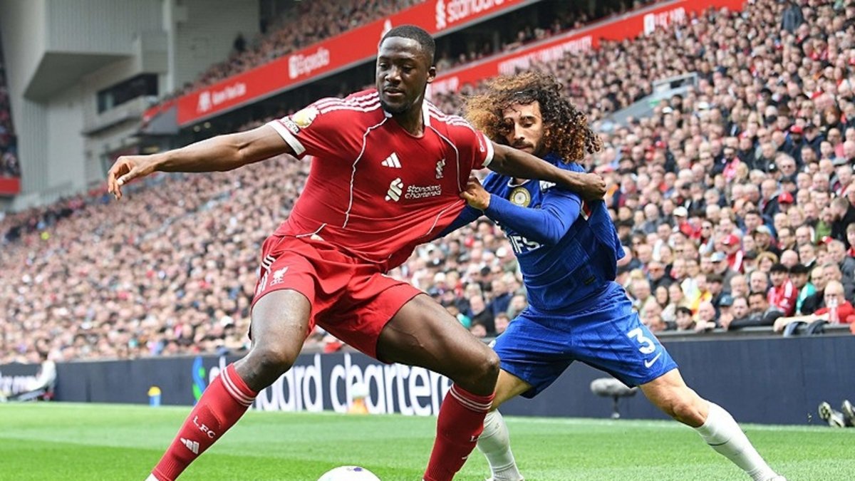 Chelsea, 6 maç sonra ilk puanını Liverpool deplasmanında aldı
