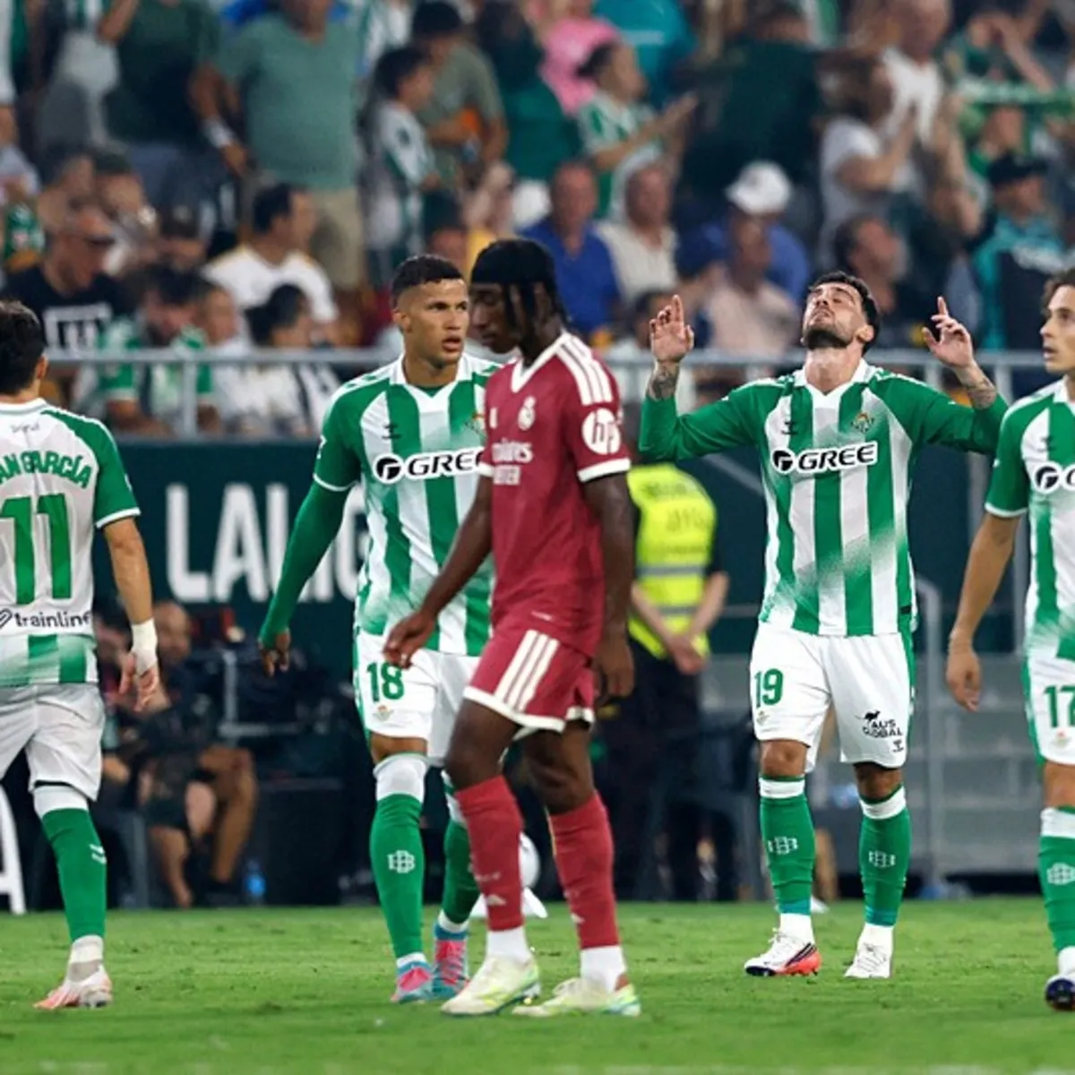 Mourinho'lu Real Madrid deplasmanda Real Betis'e kayıp