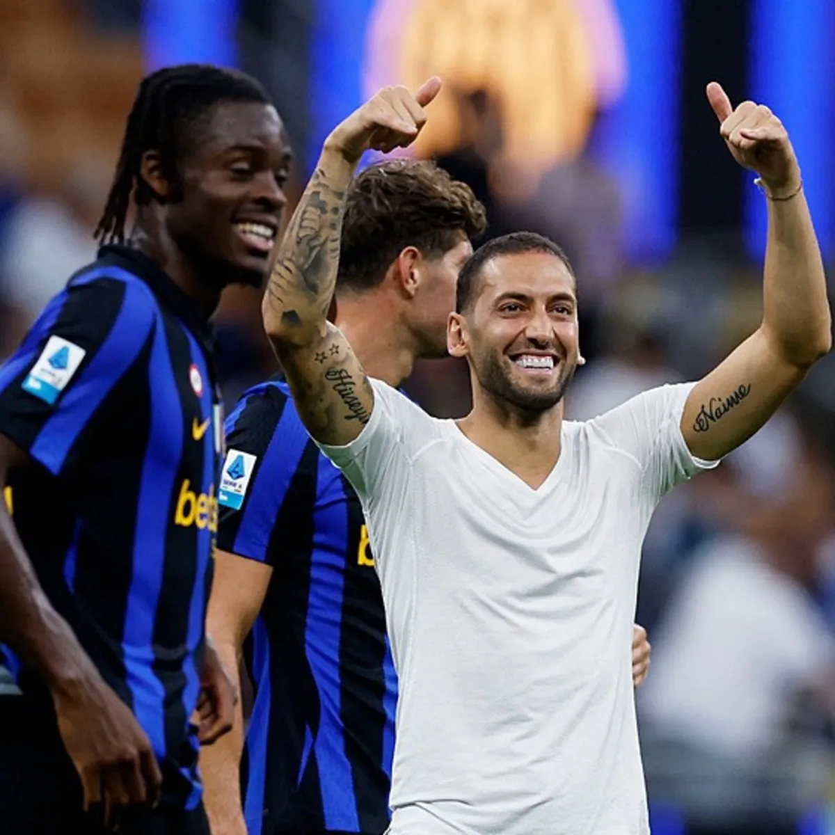 Hakan Çalhanoğlu’nun gol attığı maçta Inter sezona galibiyetle başladı
