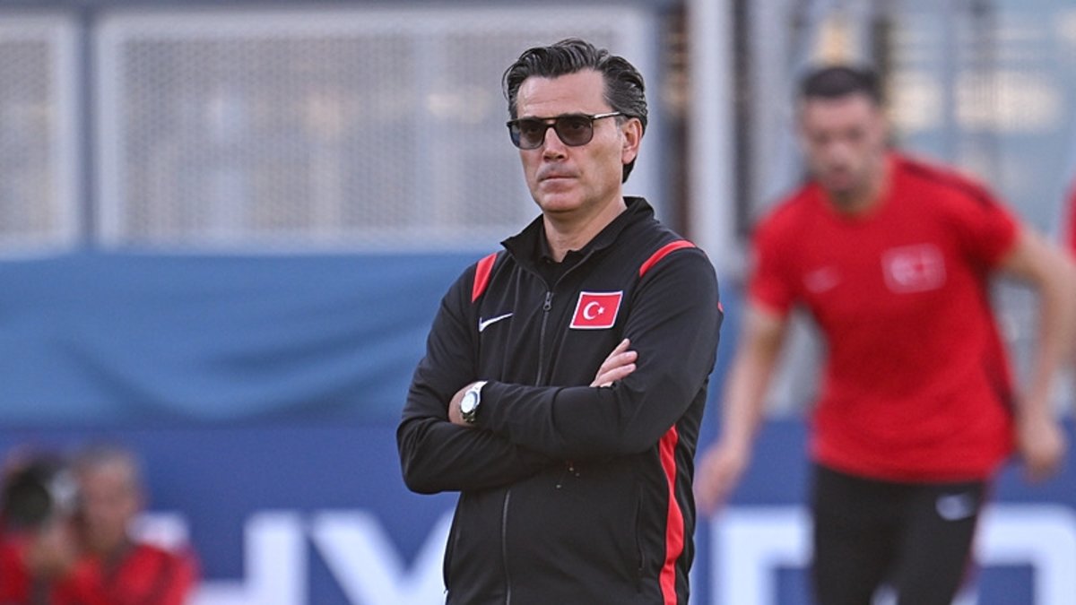 Vincenzo Montella'dan antrenmanda şık hareket!