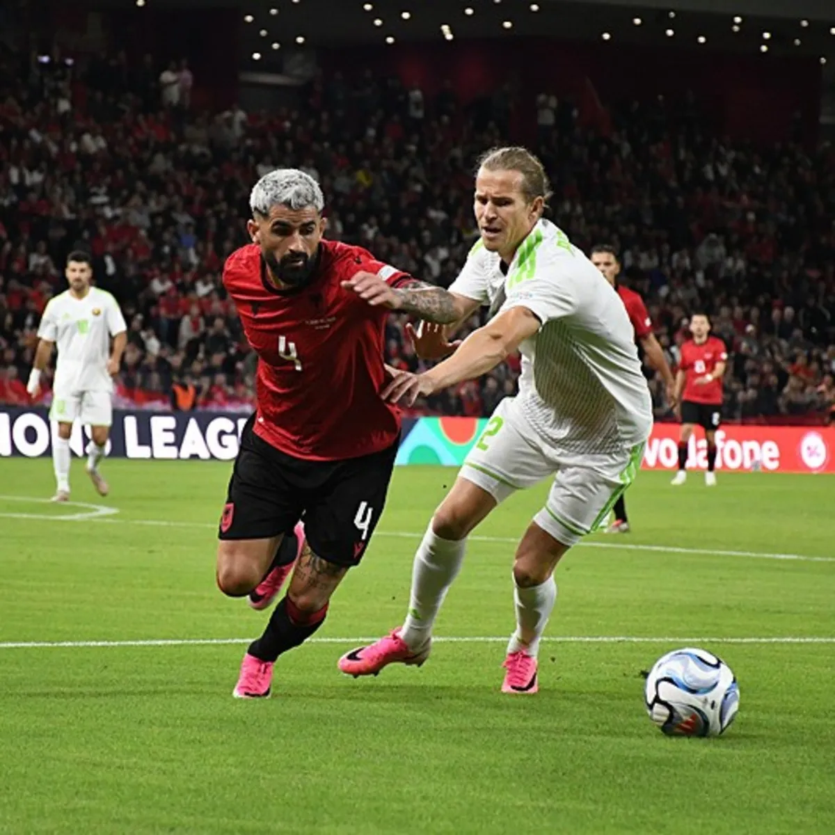 Arnavutluk 2’de 2 yaptı! Rey Manaj’dan galibiyete gol katkısı