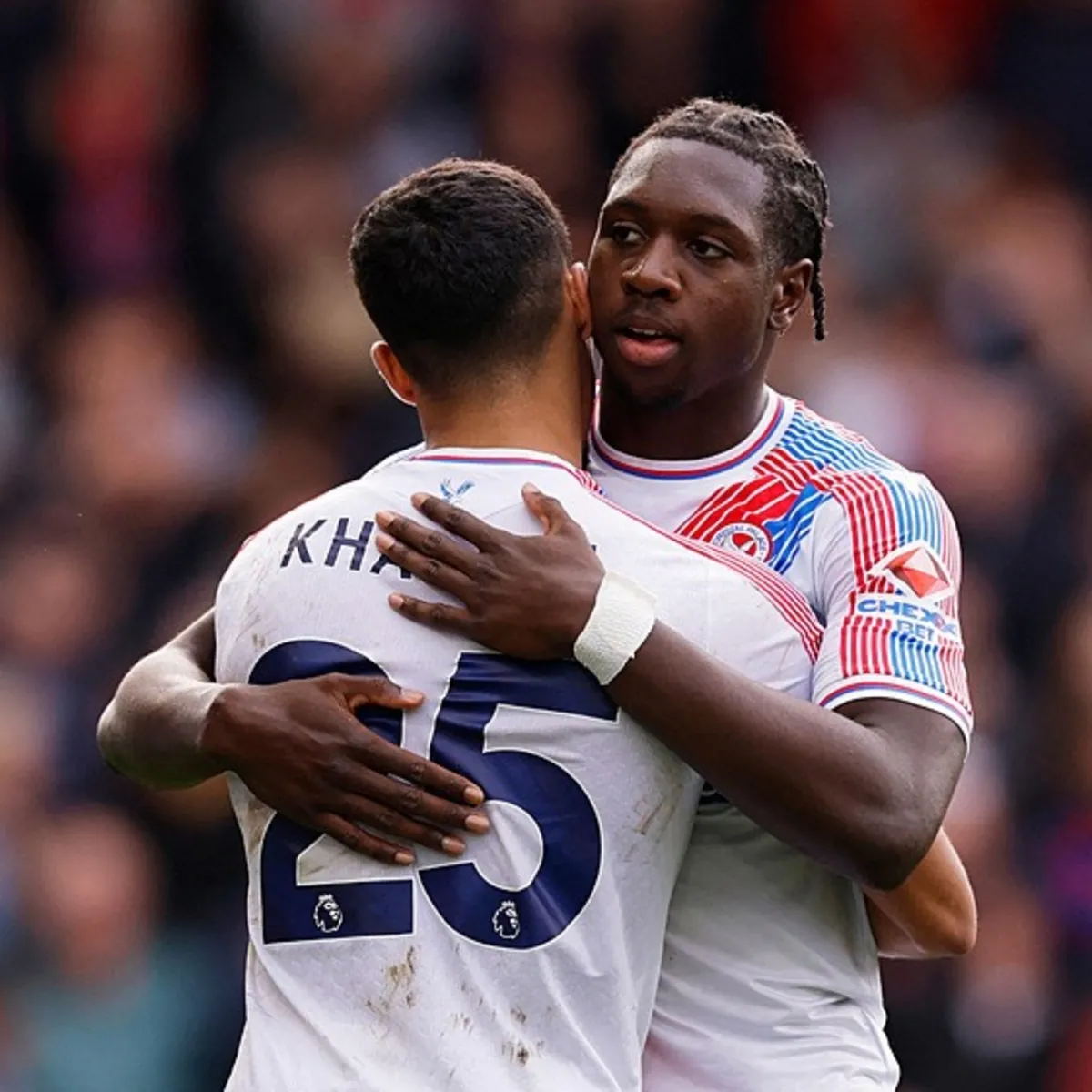 Crystal Palace, Nottingham Forest karşısında evinde 3 golle güldü!